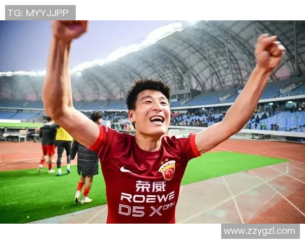 武磊加盟巴塞罗那能否助力球队重回巅峰挑战欧冠荣耀